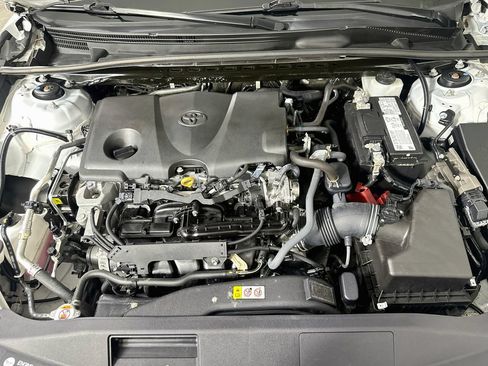 Used 2023 Toyota Camry SE FWD image 9