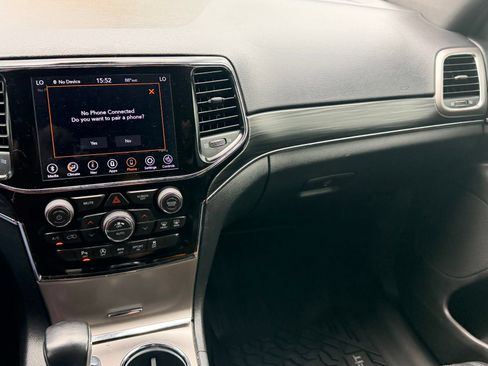 Used 2020 Jeep Grand Cherokee Limited w/ Luxury Group II AWD/4WD image 9