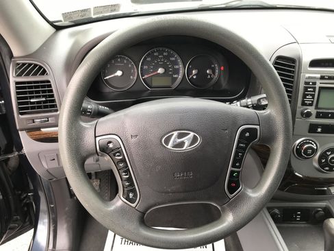 Used 2012 Hyundai Santa Fe GLS image 11