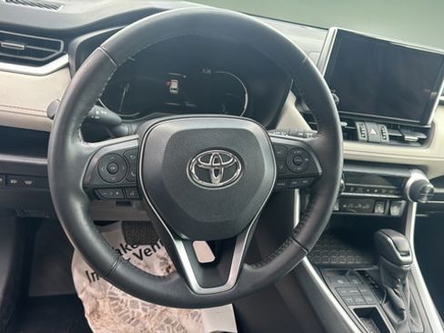 Used 2024 Toyota RAV4 XLE Premium w/ Weather Package AWD/4WD image 17