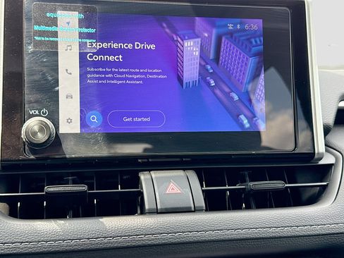 Used 2024 Toyota RAV4 XLE w/ Convenience Package image 33