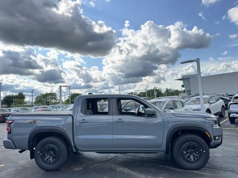 New 2026 Nissan Frontier PRO-4X w/ Tow Package AWD/4WD image 4