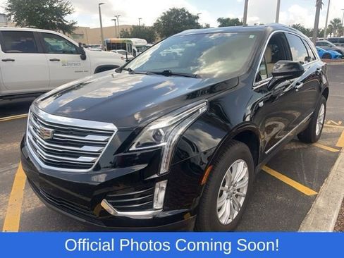 Used 2019 Cadillac XT5 FWD image 2