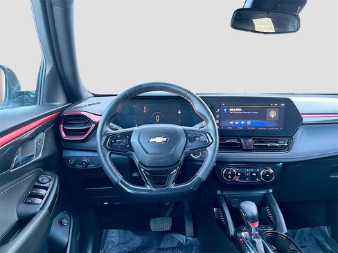 Used 2024 Chevrolet TrailBlazer RS w/ Convenience Package image 23