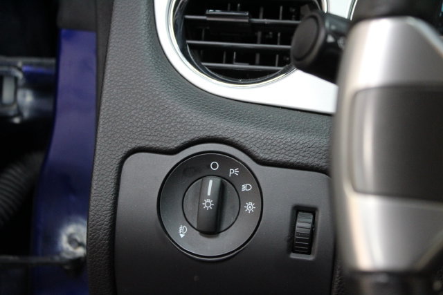 Used 2013 Ford Mustang Premium RWD image 13
