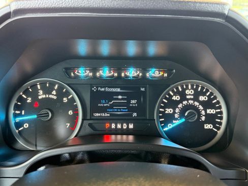 Used 2019 Ford F150 XLT w/ Equipment Group 302A Luxury AWD/4WD image 20