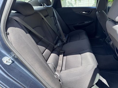 Used 2020 Chevrolet Malibu LT FWD image 17