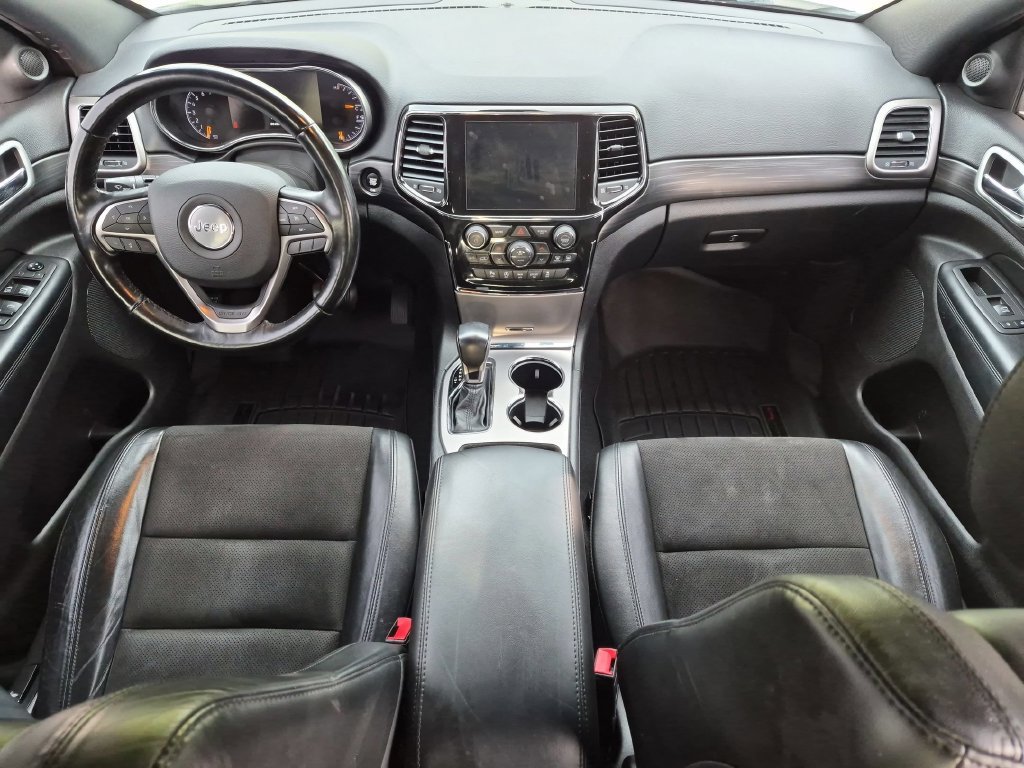 Used 2021 Jeep Grand Cherokee Laredo X RWD image 15