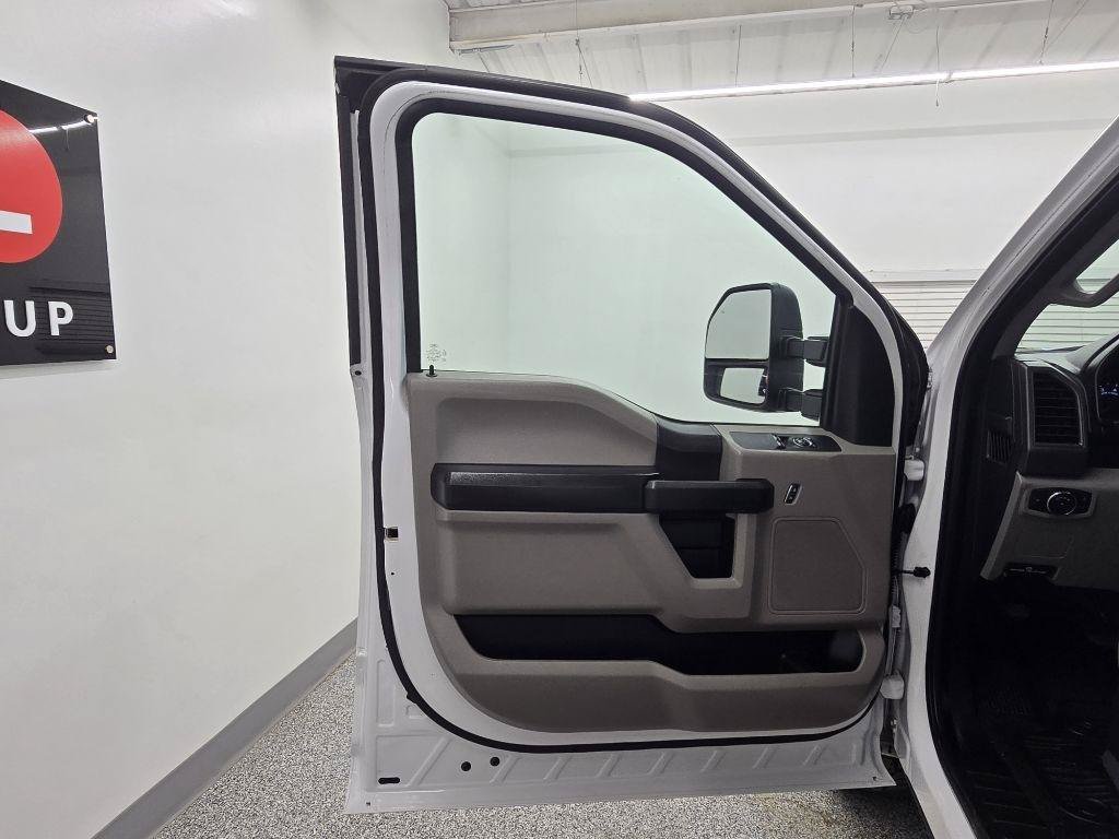 Used 2018 Ford F350 XL w/ Power Equipment Group RWD image 22