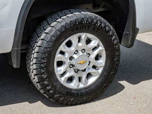 Used 2022 Chevrolet Silverado 2500 LT w/ Convenience Package AWD/4WD image 52