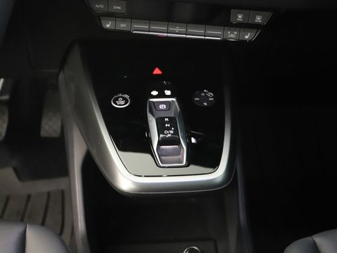 Certified 2023 Audi Q4 e-tron Premium Plus w/ Premium Plus AWD/4WD image 22