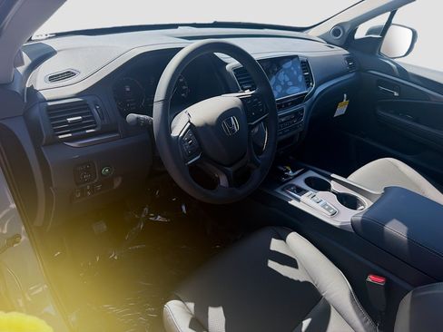 New 2026 Honda Ridgeline RTL image 9