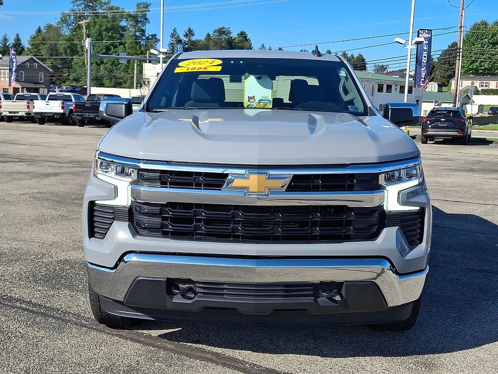 Used 2024 Chevrolet Silverado 1500 LT AWD/4WD image 3