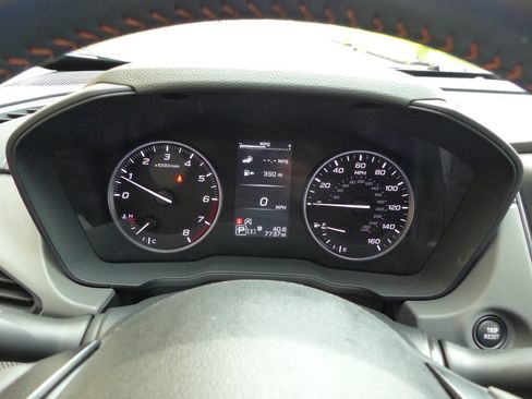 Used 2024 Subaru Crosstrek 2.5i Limited AWD/4WD image 51