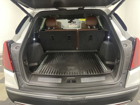 Used 2020 Cadillac XT5 Premium Luxury image 18