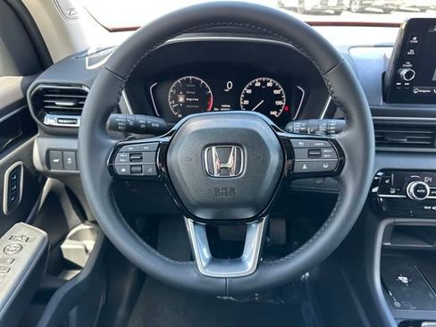 New 2025 Honda Pilot Touring image 21