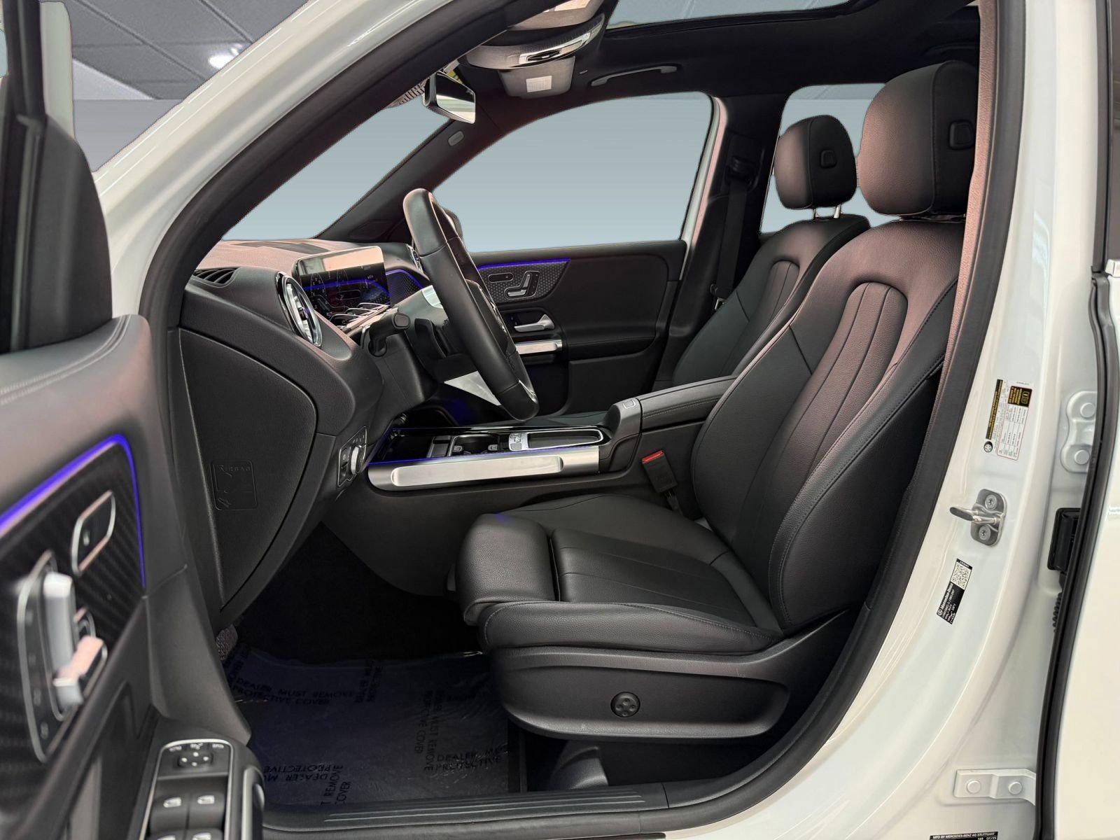 Used 2026 Mercedes-Benz GLB 250 image 5
