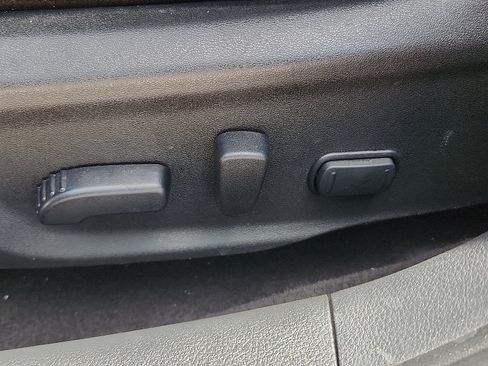 Used 2024 Nissan Sentra SR w/ SR Premium Package FWD image 13