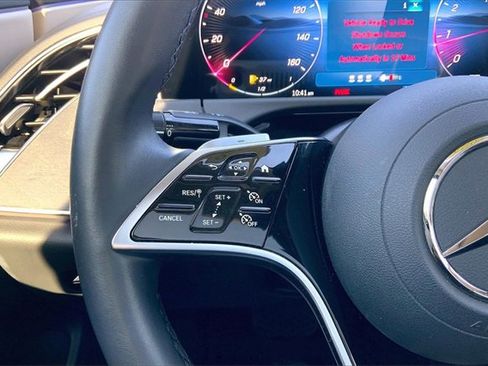 Used 2025 Mercedes-Benz E 350 4MATIC Sedan image 20