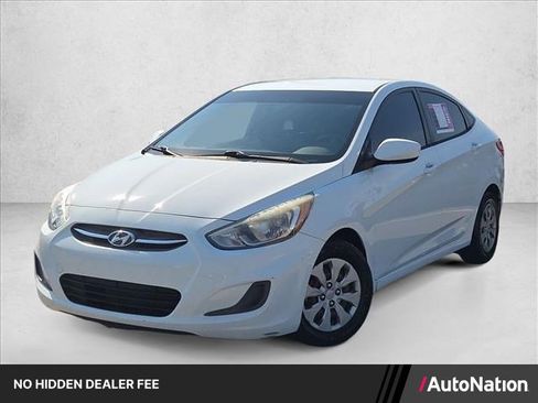 Used 2016 Hyundai Accent SE FWD image 1