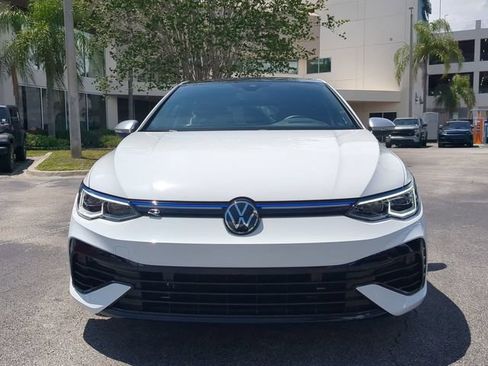 Used 2024 Volkswagen Golf R AWD/4WD image 3