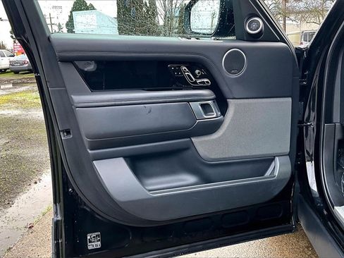 Used 2019 Land Rover Range Rover Long Wheelbase Supercharged image 23