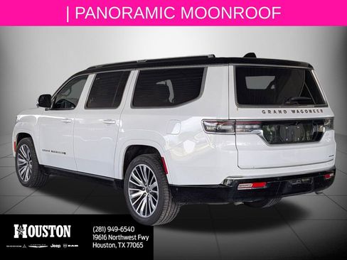 Used 2024 Jeep Grand Wagoneer L Series III image 4