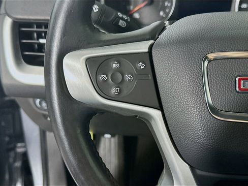 Used 2020 GMC Terrain SLE w/ Elevation Edition image 25