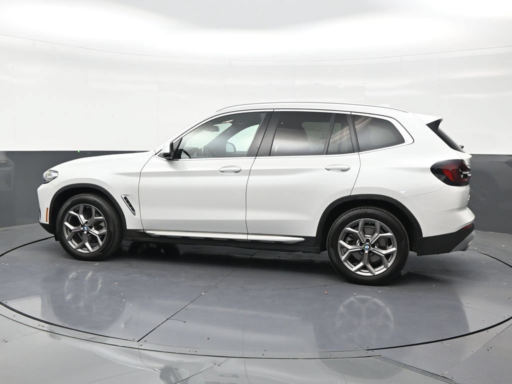 Used 2024 BMW X3 xDrive30i AWD/4WD image 2