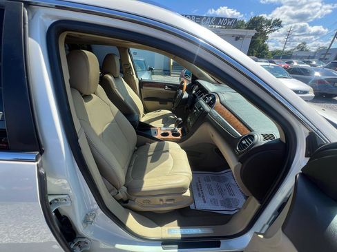 Used 2011 Buick Enclave CXL AWD/4WD image 13