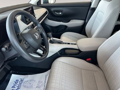 Certified 2023 Honda HR-V LX image 9