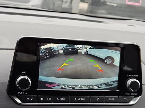 Used 2024 Nissan Altima 2.5 S image 18