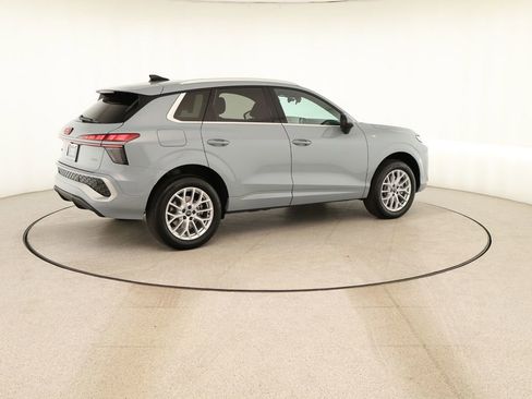 New 2026 Audi Q3 quattro 2.0T AWD/4WD image 7