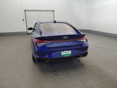 Used 2023 Hyundai Elantra SEL image 6