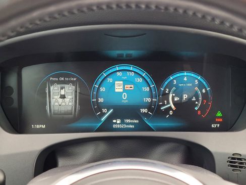 Used 2017 Jaguar F-PACE S image 19