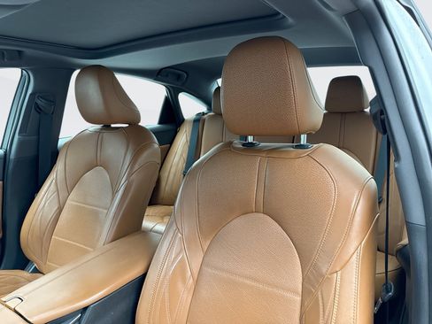 Used 2019 Toyota Avalon Limited w/ Advanced Safety Package image 10