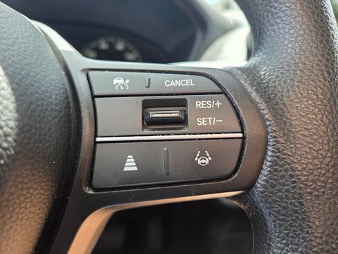 Certified 2024 Honda HR-V LX image 20