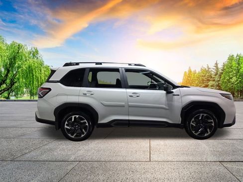 Certified 2025 Subaru Forester Limited w/ Popular Package image 3