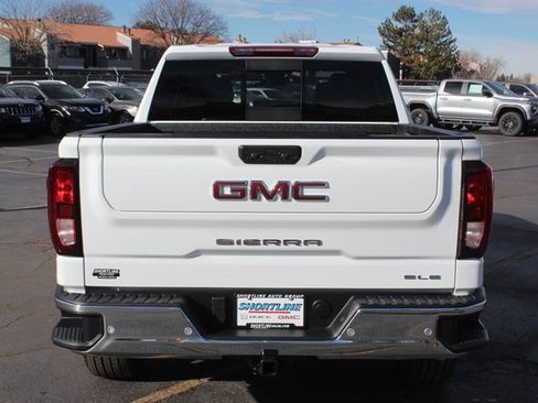 New 2026 GMC Sierra 1500 SLE w/ Preferred Package image 12