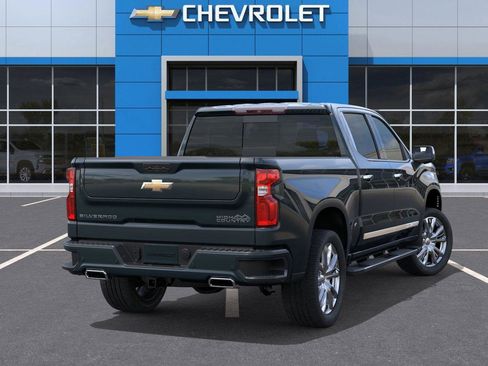 New 2026 Chevrolet Silverado 1500 High Country w/ High Country Premium Package AWD/4WD image 4