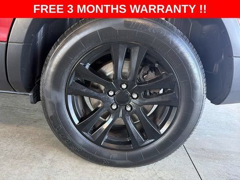 Used 2018 Ford Explorer XLT AWD/4WD image 33
