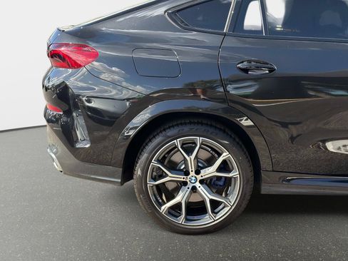 Used 2026 BMW X6 M60i image 14