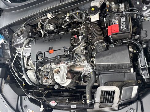 Used 2025 Honda HR-V LX image 36