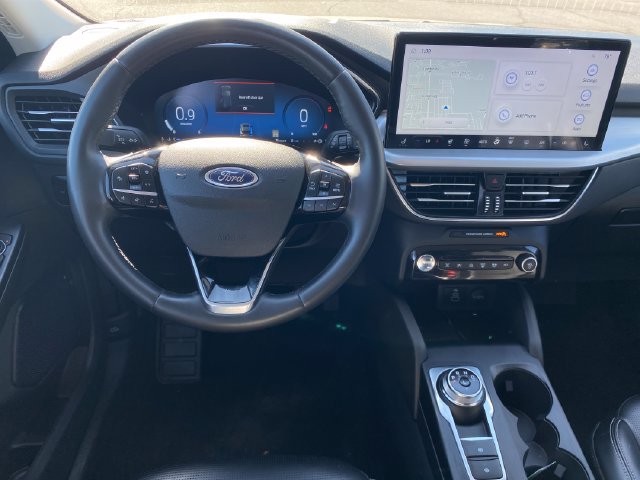 Used 2024 Ford Escape Platinum AWD/4WD image 7