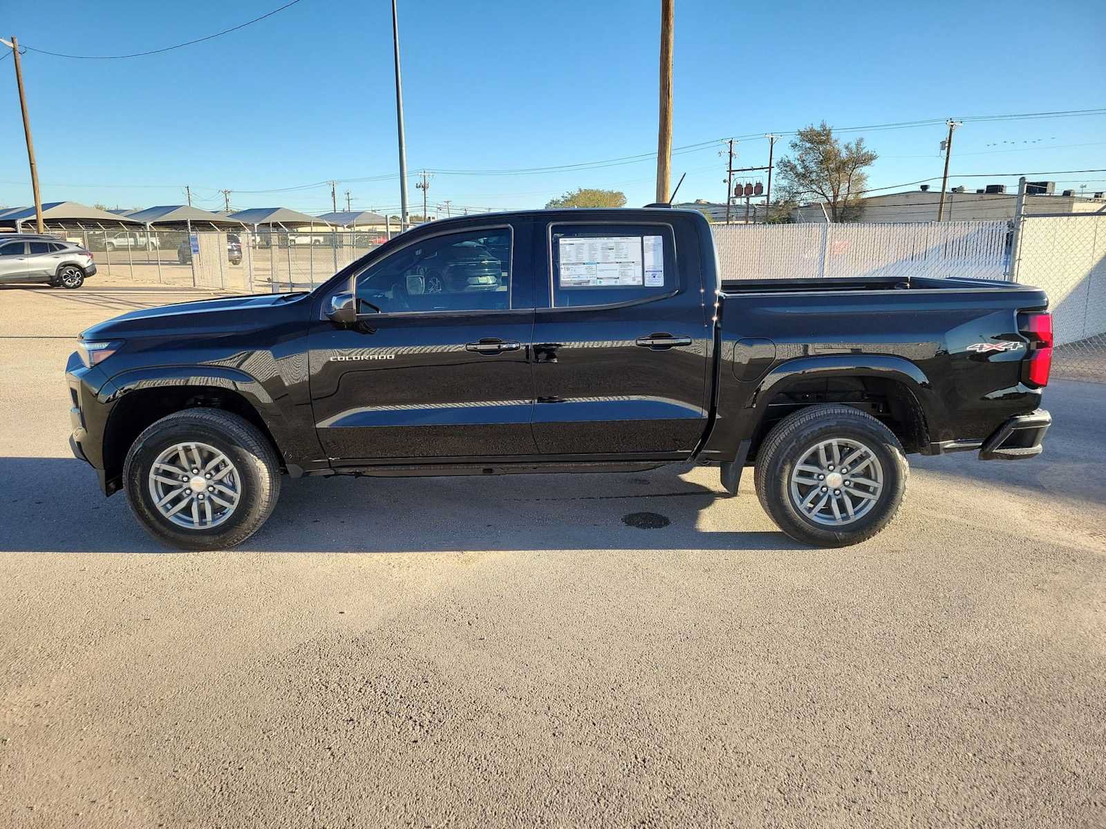 New 2026 Chevrolet Colorado LT w/ LT Convenience Package AWD/4WD image 11