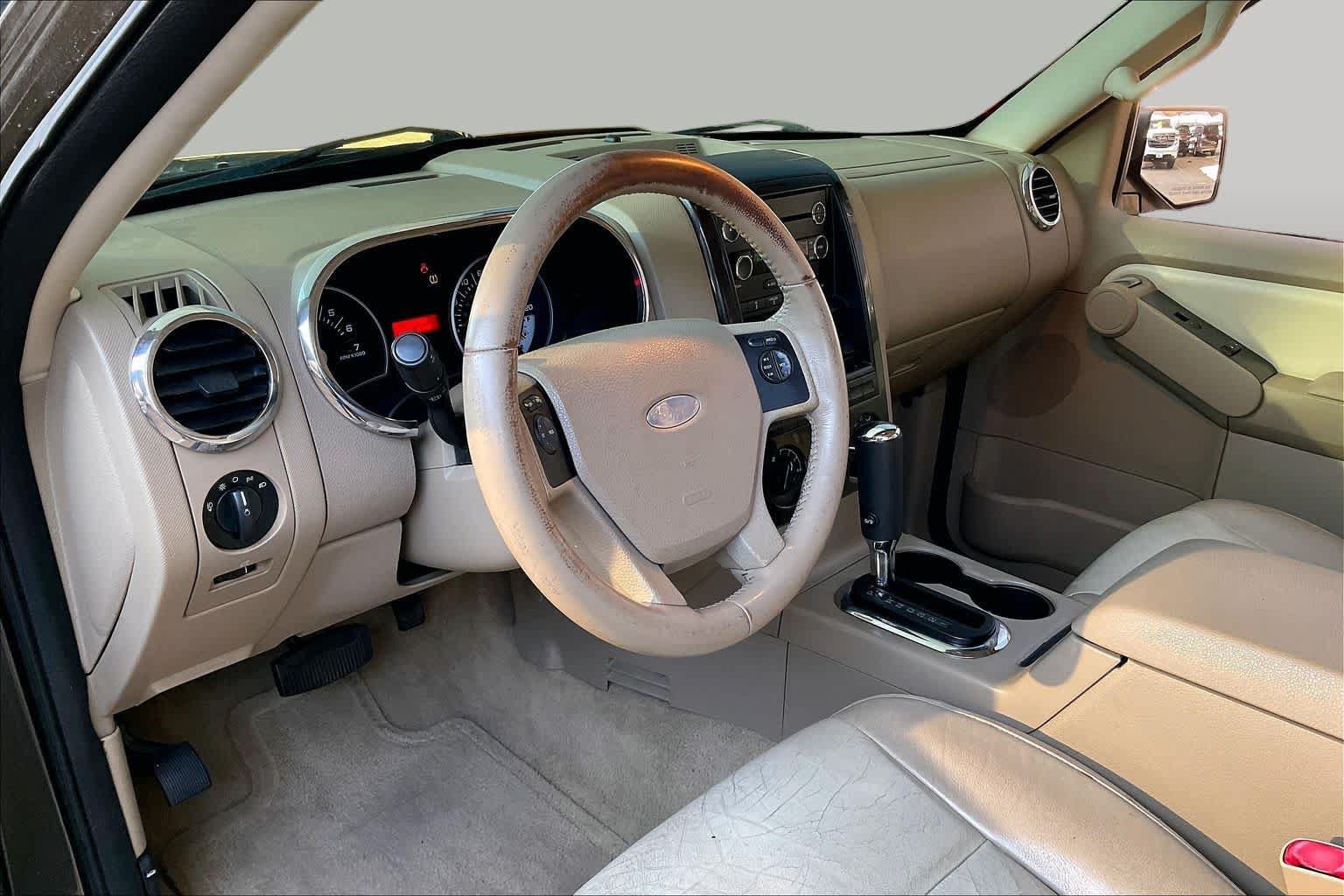 Used 2008 Ford Explorer XLT RWD image 17