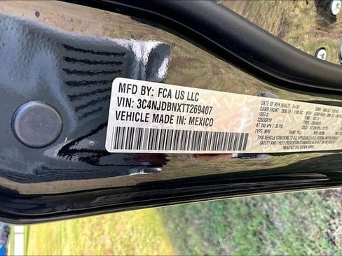 New 2026 Jeep Compass Latitude AWD/4WD image 14