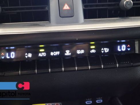 Used 2024 Lexus UX 250h FWD image 24