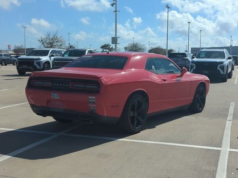 Used 2015 Dodge Challenger SXT w/ Super Sport Group (SS/T) image 5