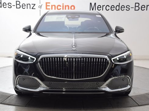 New 2026 Mercedes-Benz Maybach S 680 4MATIC image 9